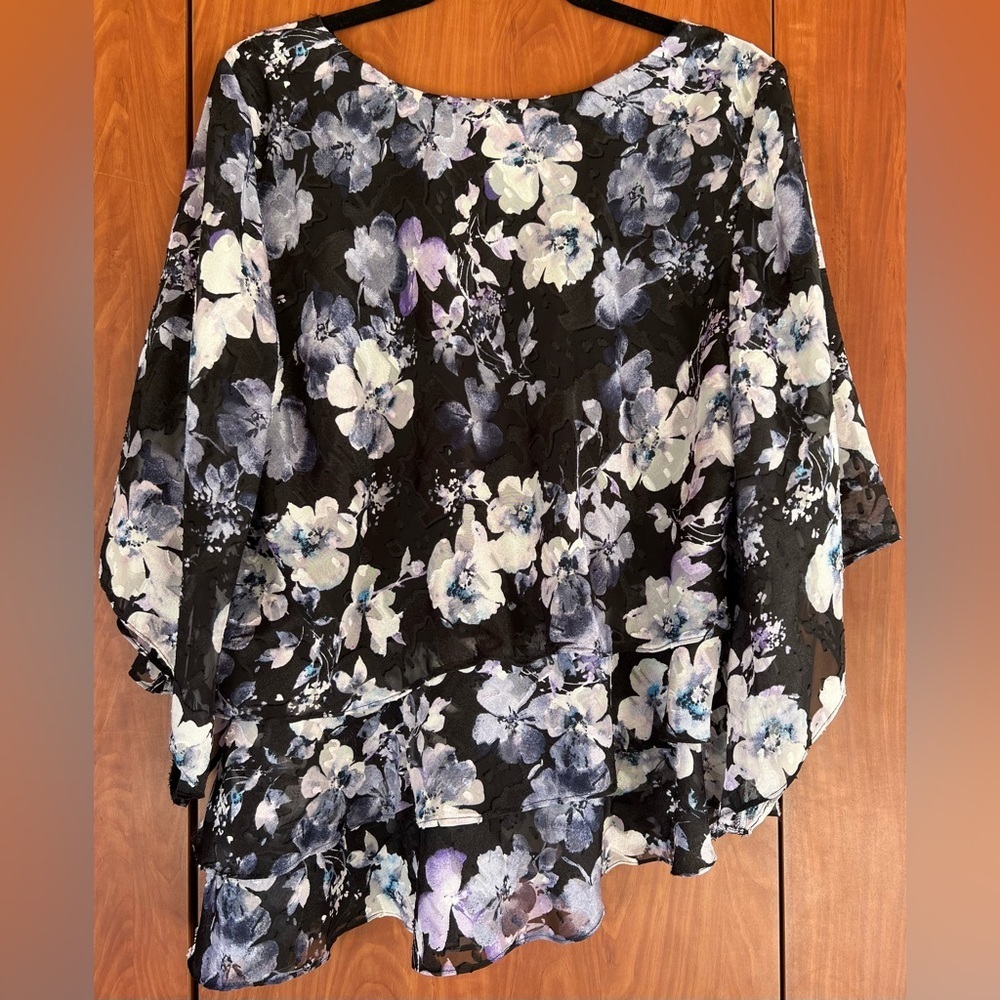 Alex Evenings - Floral-print Tiered Chiffon top. Great for spring/summer… - Picture 3 of 8